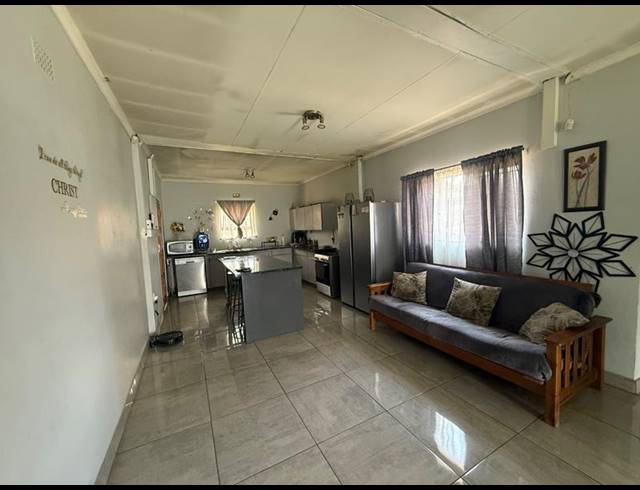 3 BEDROOM HOUSE FOR SALE IN VANDERBIJLPARK CW 3